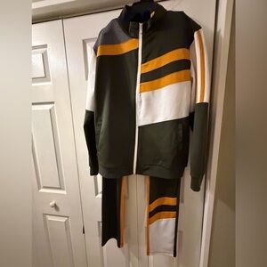 Stacy Adams Olive Green, Yellow and White Tracksuit Size L